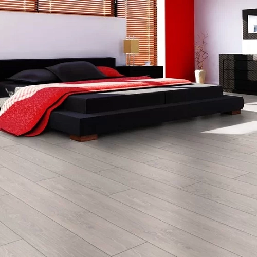 ДУБ СТОЛИЧНЫЙ СВЕТЛЫЙ ЛАМИНАТ  KRONOTEX  ROBUSTO ламинат для пола